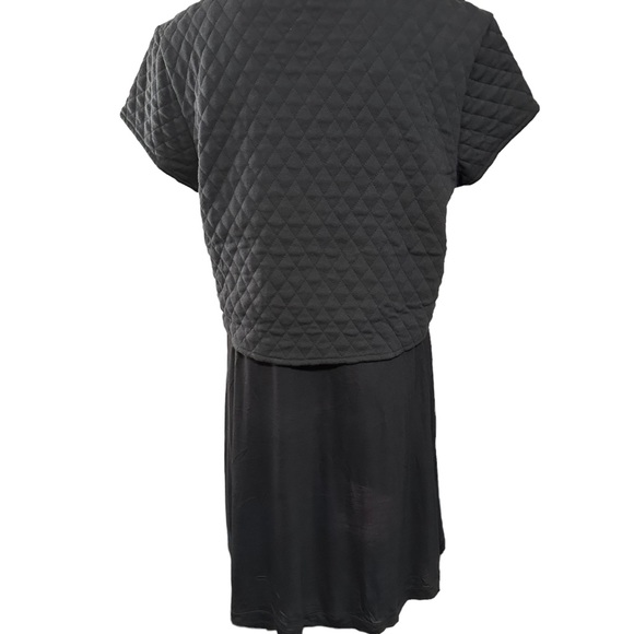Adidas black dress in Large. Rare. Quilted crop top sewn together with dress. - Picture 7 of 12